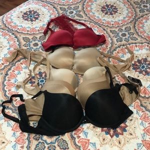 Lot of Victoria secret bras